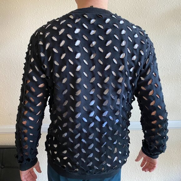 Vivienne Westwood Anglomania Sweatshirt "WE ARE NOT DISPOSABLE" in Black, XL - Picture 6 of 13